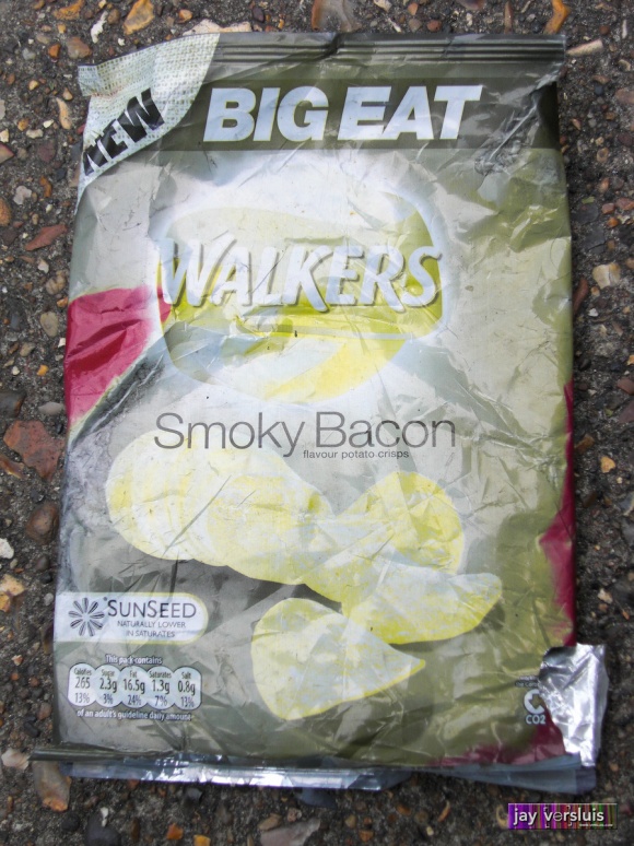Walkers' Smoky Bacon Flavour - Big Eat Edition (2009, sunbathed)